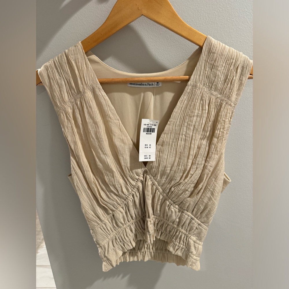 NWT Abercrombie gold/tan top